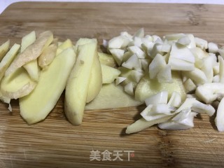 螺丝椒炒肉步骤3
