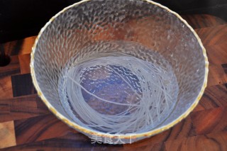 快手小炒–包菜粉丝步骤2 快手小炒–包菜粉丝步骤2