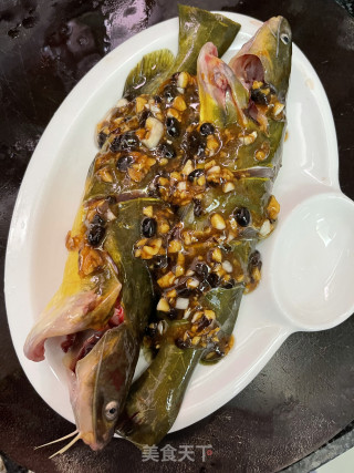 蒜蓉豆豉蒸黄骨鱼步骤8