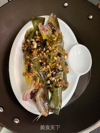 蒜蓉豆豉蒸黄骨鱼步骤9