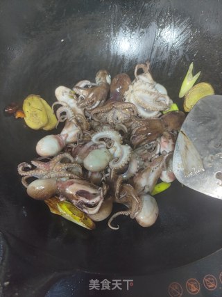 爆炒八带步骤3