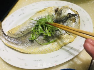 清蒸大黄鱼步骤6