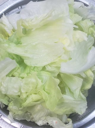 鸡汁蚝油圆生菜步骤1