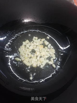 鸡汁蚝油圆生菜步骤3