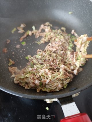 “白菜”虾酱炒白菜步骤9 “白菜”虾酱炒白菜步骤9