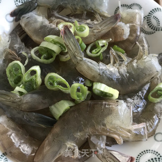 酸甜吮指虾步骤4