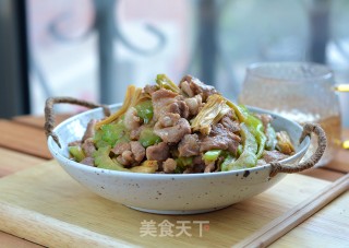 肉片炒腐竹苦瓜步骤9