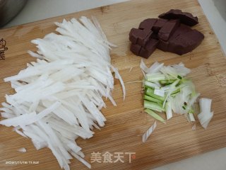萝卜牛肉步骤1