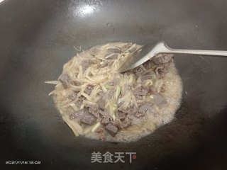 萝卜牛肉步骤7