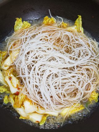 素炖白菜粉条步骤8