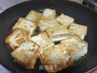豆腐焖昂刺鱼步骤3