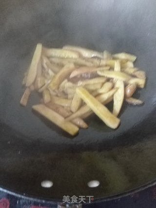 芹菜炒杏鲍菇步骤5