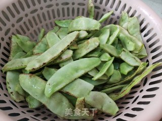 梅豆丸子炖粉条步骤1