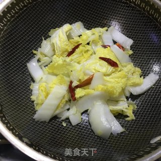 白菜粉丝丸子汤步骤3