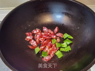 腊肠炒笋干步骤4