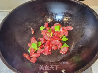 腊肠炒笋干步骤5