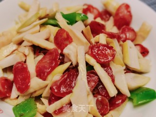 腊肠炒笋干步骤7