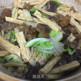 牛筋腐竹煲白菜步骤7