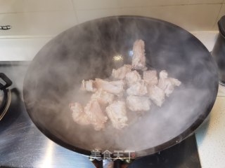 排骨炖黄金勾豆角步骤6