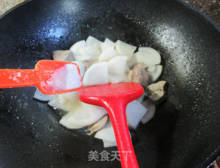 鸭肝炒萝卜步骤8
