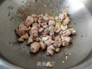 香菇焖鸡腿步骤8