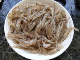 韭菜炒白虾步骤1
