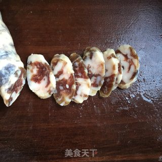 腊肠蒸土豆步骤2