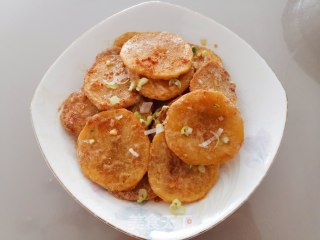 咸蛋黄焗土豆片步骤6