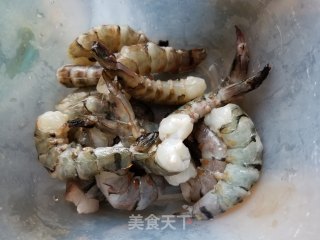 韭菜虾仁步骤1