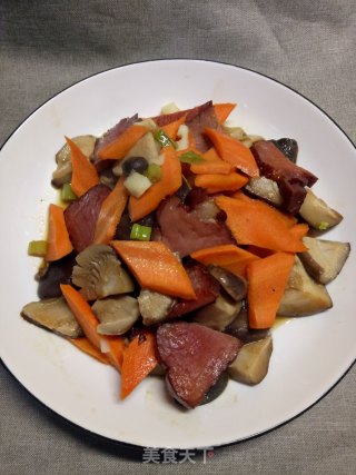 腊肉炒香菇步骤8