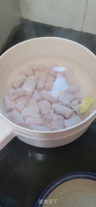 白焯粉肠头步骤3