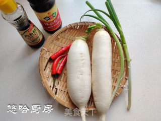 鲜蒸白萝卜步骤1