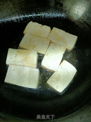 香煎二面黄豆腐步骤1