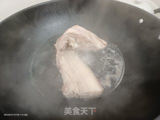 小炒五花肉步骤3