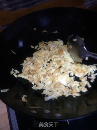 菠萝蜜的边角料炒鸡蛋步骤6