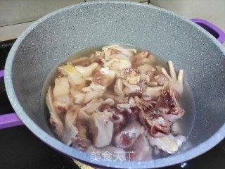 花甲鸡煲步骤1