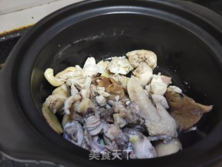 花甲鸡煲步骤3