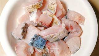 椒香鲜嫩炸鱼块步骤4