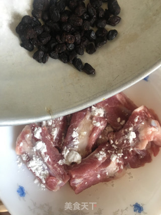蒜蓉豆豉蒸小排步骤4