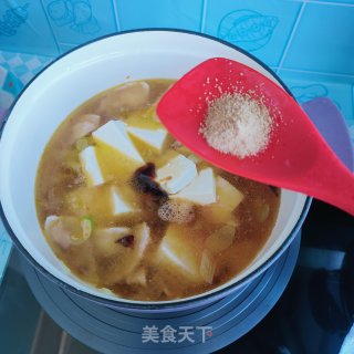 辣白菜炖豆腐步骤12
