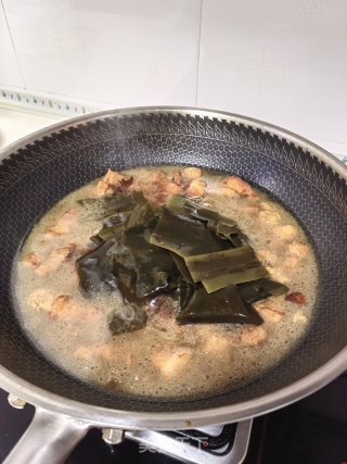 红烧肉炖海带步骤13