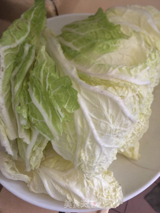 红薯粉条焖白菜步骤1
