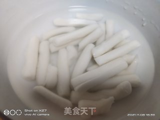 豆腐白菜煮年糕步骤6