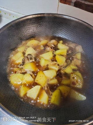 土豆炖五花肉步骤3