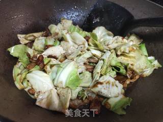 肉丝炒包包菜步骤4