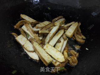 香干炒肉丝步骤9 香干炒肉丝步骤9