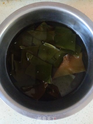 牛肉炖海带粉条步骤2
