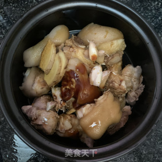 酱香黄豆猪脚步骤4 酱香黄豆猪脚步骤4