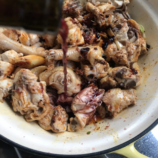 香辣鸡块炖芋头步骤6