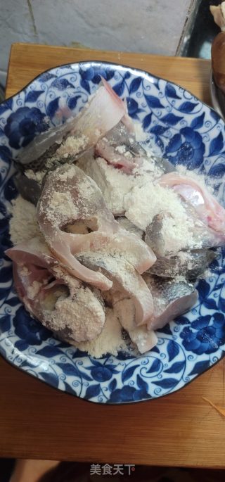 煎焗鲈鱼步骤4